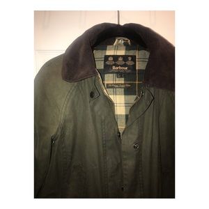 Barbour Classic Beadnell Jacket w/ Sylkoil Hood